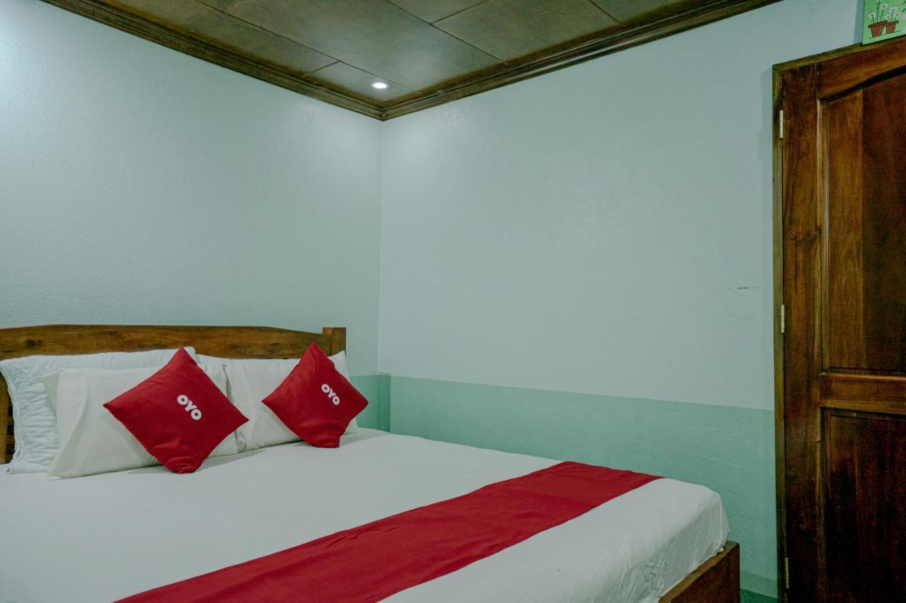 Oyo 760 Tiptop Vacation Homes Baguio City Екстер'єр фото