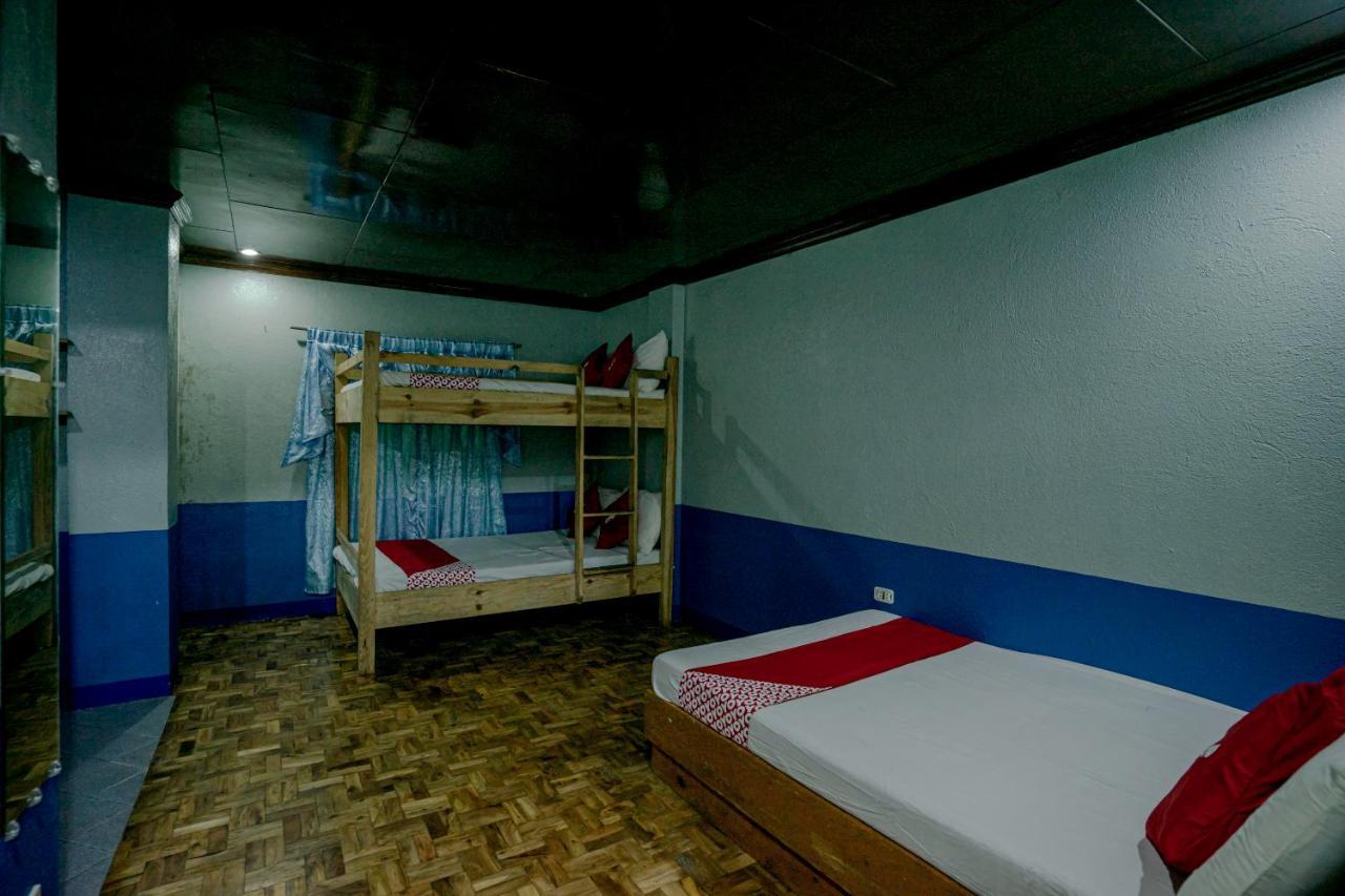 Oyo 760 Tiptop Vacation Homes Baguio City Екстер'єр фото