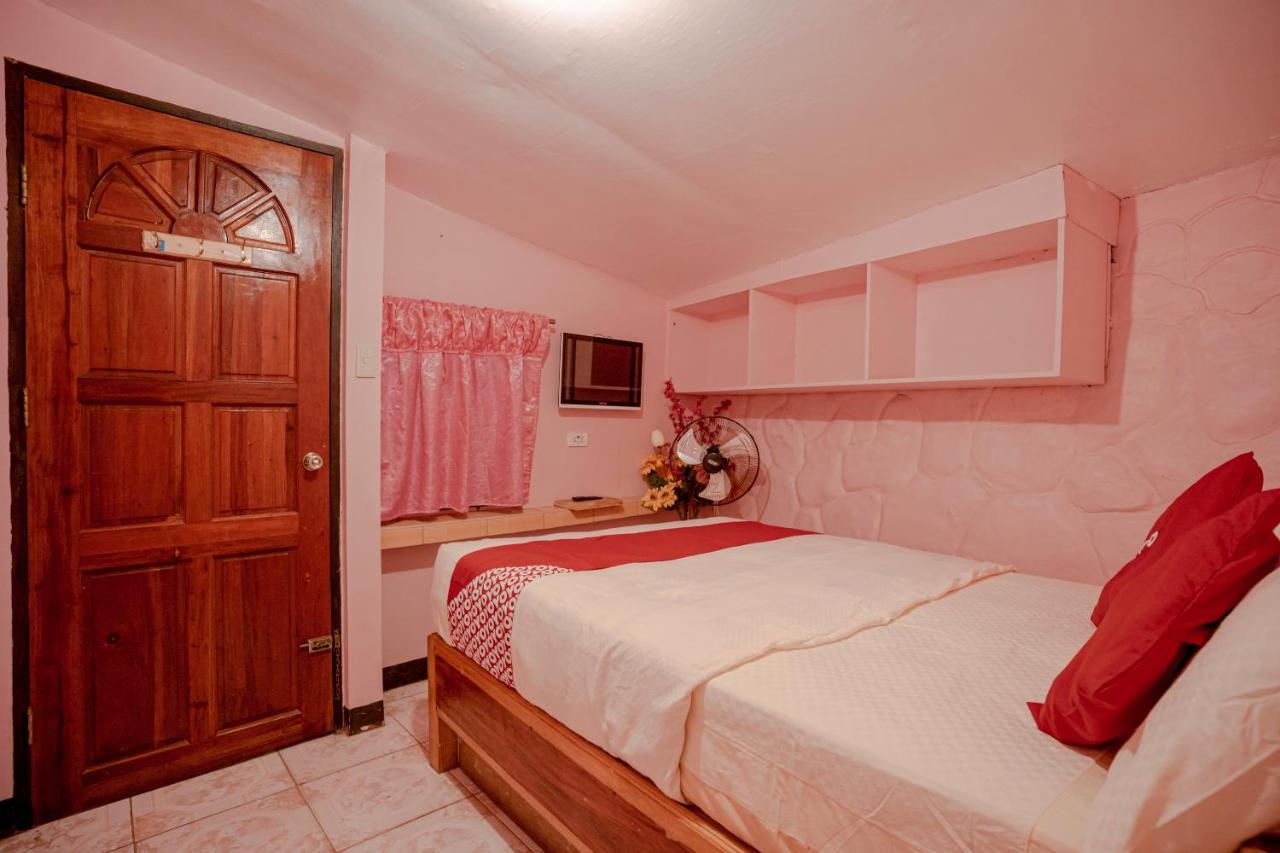 Oyo 760 Tiptop Vacation Homes Baguio City Екстер'єр фото